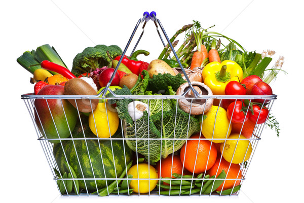 Foto stock: Cesta · de · la · compra · frutas · hortalizas · aislado · blanco · foto