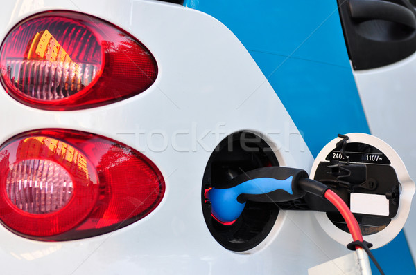 Elektromos autó szolgáltatás állomás autó kábel jövő Stock fotó © ruigsantos