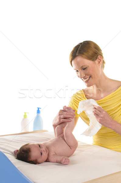 母親 嬰兒 嬰兒 關心 表 商業照片 © runzelkorn