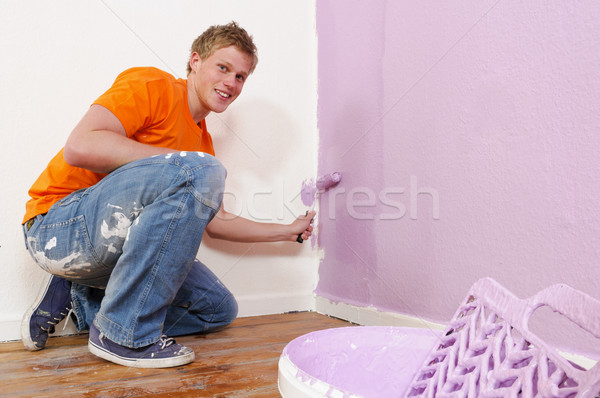 Pintar jovem homem bonito loiro Foto stock © runzelkorn