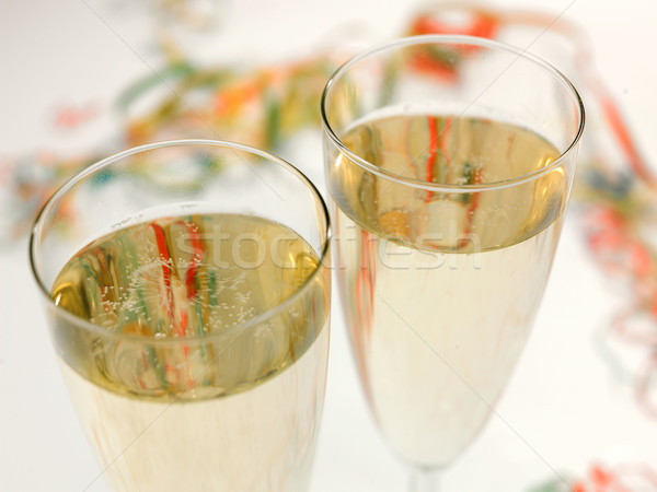 Twee bril champagne differentiaal focus Stockfoto © russwitherington
