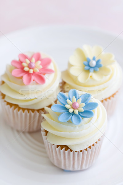 Stockfoto: Bloem · witte · plaat · bloemen · cake