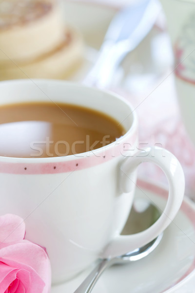 Anyák nap reggeli tea felszolgált egy szál rózsa Stock fotó © RuthBlack