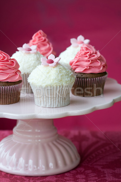 [[stock_photo]]: Rose · blanche · fleur · fleurs · mariage