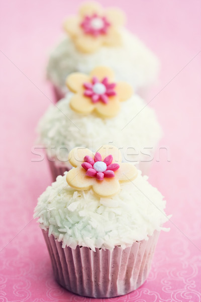 Décoré coco sucre fleurs gâteau [[stock_photo]] © RuthBlack