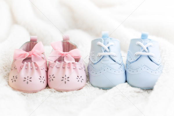 Stok fotoğraf: Erkek · kız · ayakkabı · mavi · kızlar