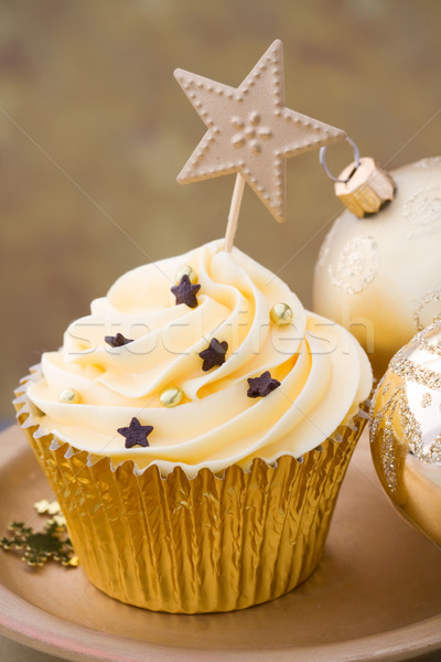 Weihnachten Cupcake golden Kuchen Sternen Dessert Stock foto © RuthBlack