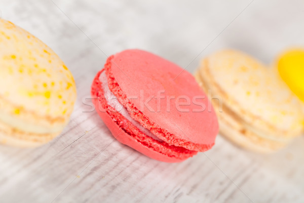 Francuski macarons kolorowy typowy Zdjęcia stock © sabinoparente