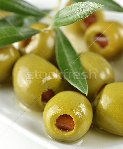 Grünen gefüllt Oliven Paprika Essen Blatt Stock foto © saddako2
