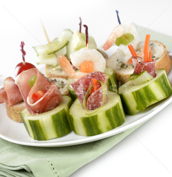 Voorgerechten gerookt vlees zeevruchten groenten toast Stockfoto © saddako2