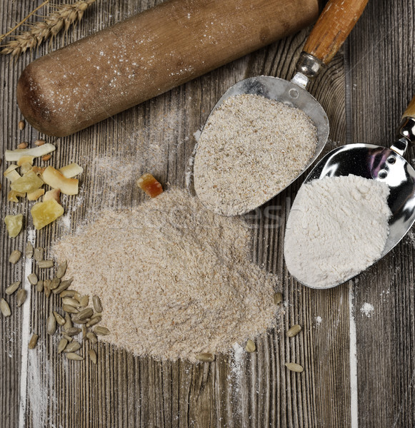 Zutaten Vollkornbrot Mehl getrocknet Früchte Stock foto © saddako2