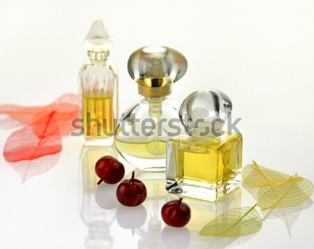 Foto stock: Perfume · vidro · líquido · cosméticos · spray · reflexão