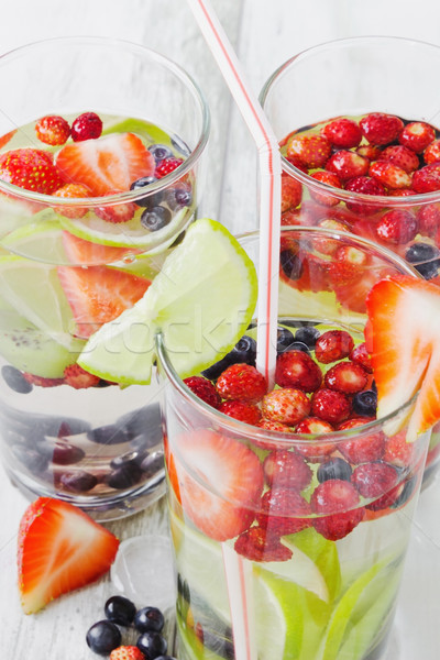 Cool Trinken Sommer Frischen Beeren Stock Foto C Jevgeni Proshin Saharosa 5997712 Stockfresh