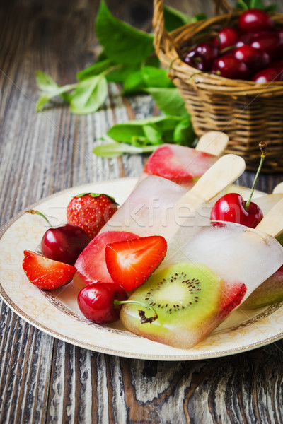 Stock photo: frozen berries