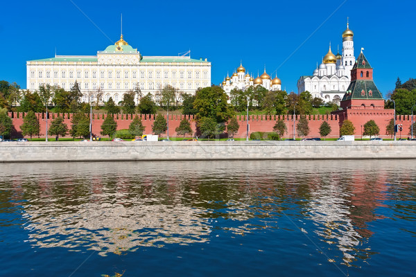 Moszkva Kreml gyönyörű kilátás folyó Oroszország Stock fotó © sailorr