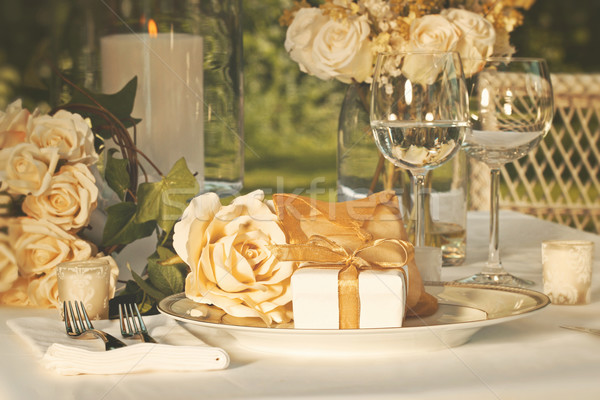 Boda fiesta placa recepción oro flores Foto stock © Sandralise