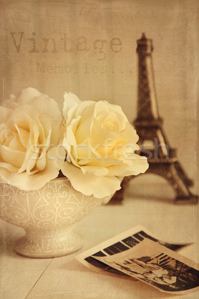 Antik rózsák öreg fotók asztal virág Stock fotó © Sandralise