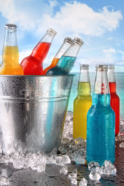 商业照片: 凉爽 · 饮料 ·冰·桶· 海滩 · 夏天