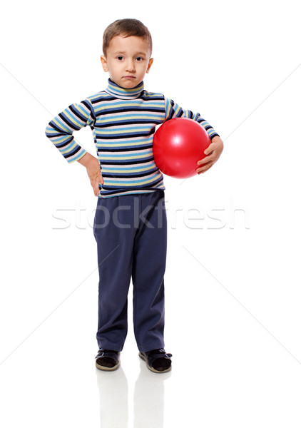 Foto stock: Menino · jogar · bola · pequeno · isolado · branco