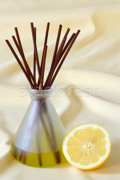 Limão fragrância garrafa banheiro Foto stock © Saphira
