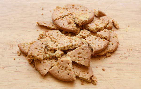 Biscuits kruimels gebroken zoete Stockfoto © sarahdoow