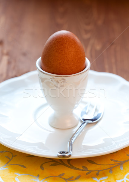 Foto stock: Huevo · pasado · por · agua · huevera · pollo · tenedor · comer · amarillo