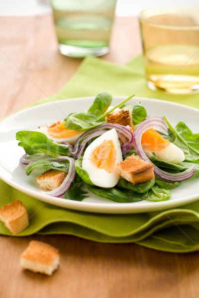 Salade groene brood lunch maaltijd ui Stockfoto © sarsmis