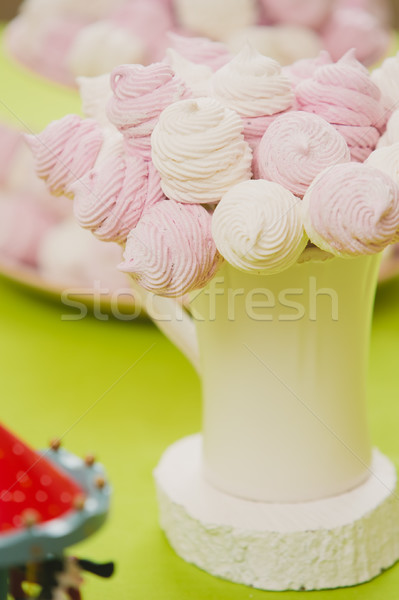 Eigengemaakt roze witte heemst heerlijk zoete Stockfoto © sarymsakov