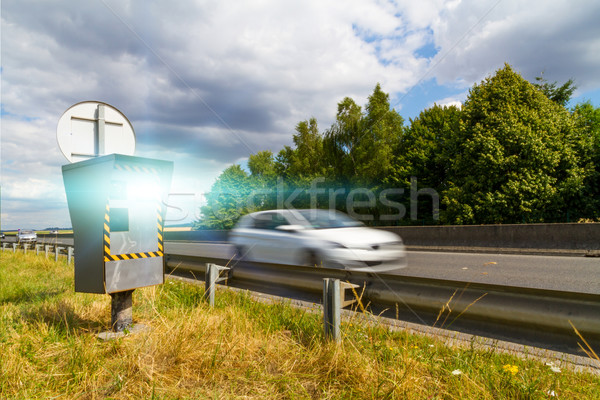 Automatyczny prędkości kamery radar samochody Zdjęcia stock © sdecoret