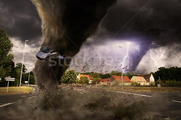 Groß Tornado Katastrophe Straße Ansicht Haus Stock foto © sdecoret