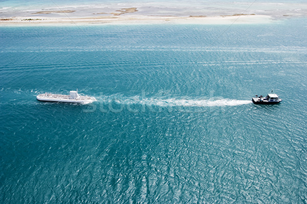 Tengeralattjáró kicsi használt elvesz turisták offshore Stock fotó © searagen