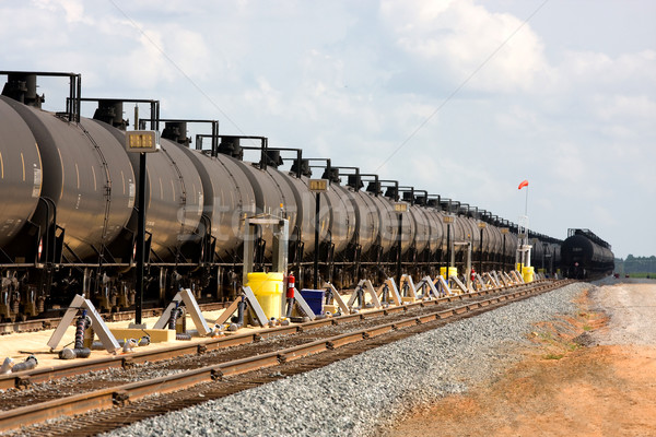 автомобилей долго линия железная дорога нефтяной танкер Сток-фото © sframe