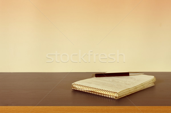 Cuaderno lápiz retro lugar texto escuela Foto stock © sharpner