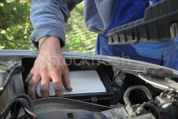 Stockfoto: Auto · monteur · papier · lucht · filteren · hand