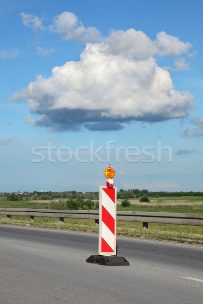 Budowa dróg znak drogowy autostrady rekonstrukcja Błękitne niebo Zdjęcia stock © simazoran