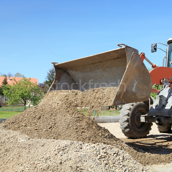 Bau Ausrüstung Bulldozer Aufnahme Kies Sand Stock foto © simazoran