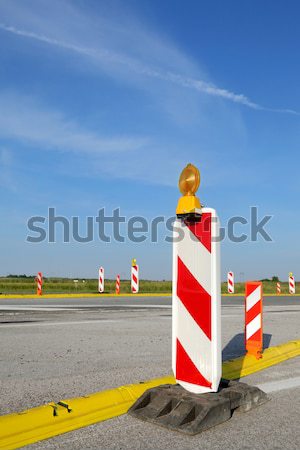 útépítés jelzőtáblák autópálya újjáépítés út munka Stock fotó © simazoran