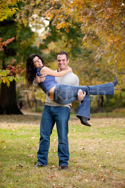 Sağlıklı ilişki çift mutlu park adam Stok fotoğraf © SimpleFoto