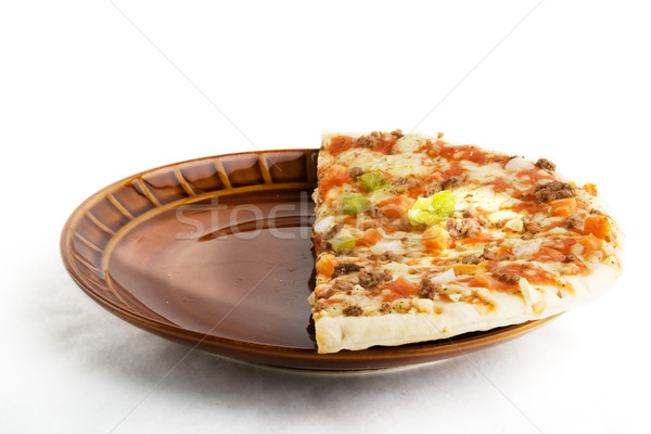 Magasin acheté pizza blanche plaque Photo stock © SimpleFoto