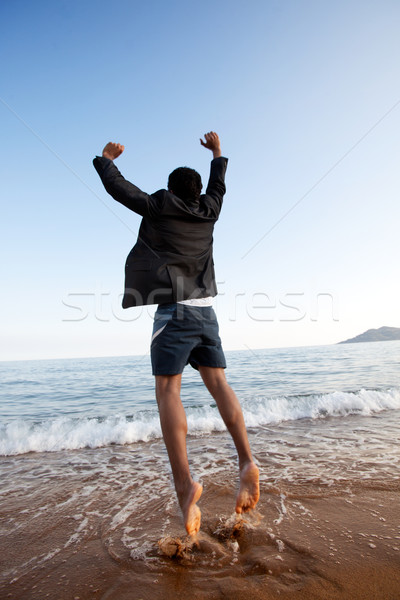 Foto stock: Libre · hombre · de · negocios · saltar · playa · libertad · éxito