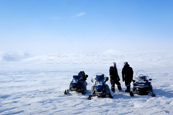 Expedición estéril invierno paisaje grupo de personas mujer Foto stock © SimpleFoto