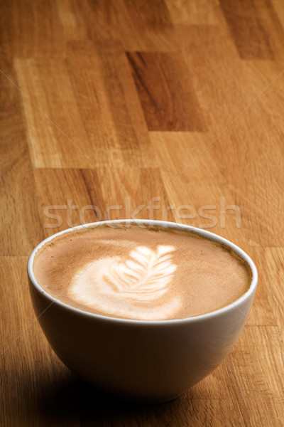 Cappuccino art espace de copie chambre feuille café Photo stock © SimpleFoto