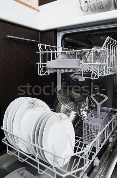 食器洗い機 白 プレート 家 作業 キッチン ストックフォト © simpson33