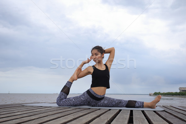Yoga Pla Stock photo © sippakorn