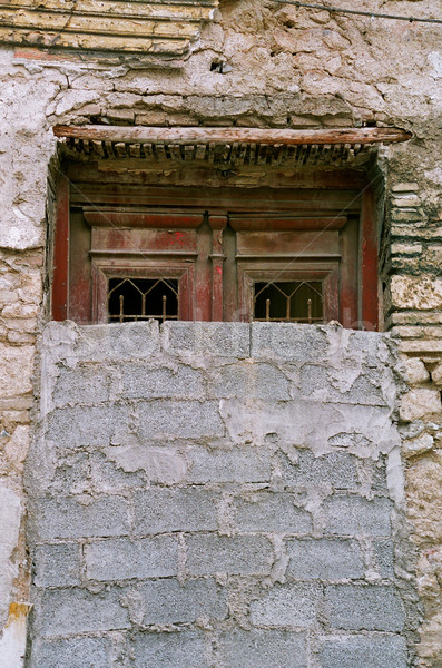 Hasta vintage puerta sucio pared abandonado Foto stock © sirylok