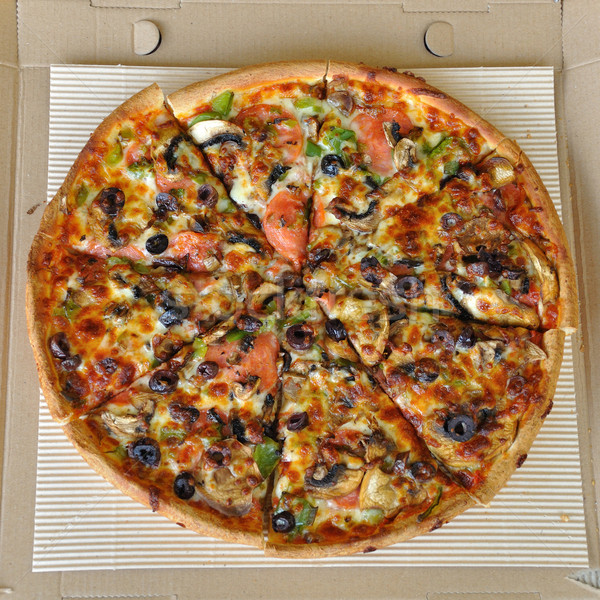 Pizza pepperoni setas pimienta aceitunas italiano Foto stock © sirylok