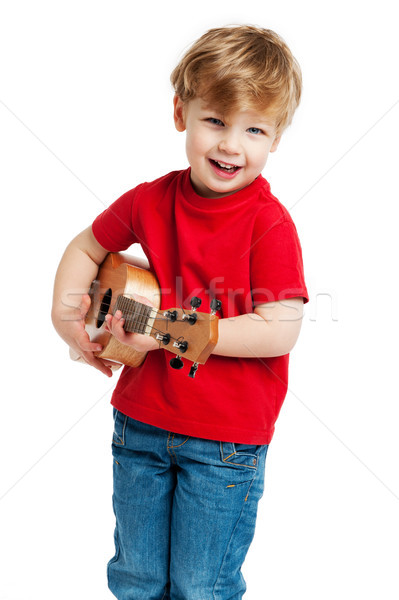 Drăguţ băiat joc chitară cântat shot Imagine de stoc © SLP_London