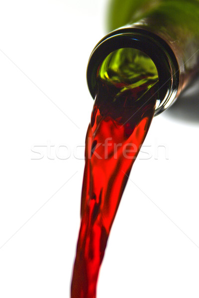 üveg piros vörösbor bor zöld stúdió Stock fotó © smoki
