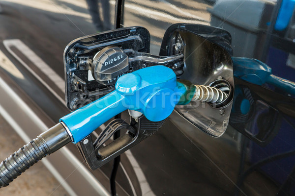Combustível diesel enchimento posto de gasolina azul preto Foto stock © smuay
