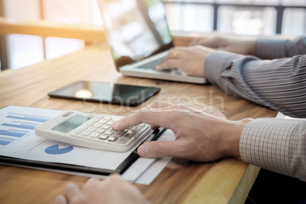 Administrador homem de negócios financeiro secretário relatório Foto stock © snowing